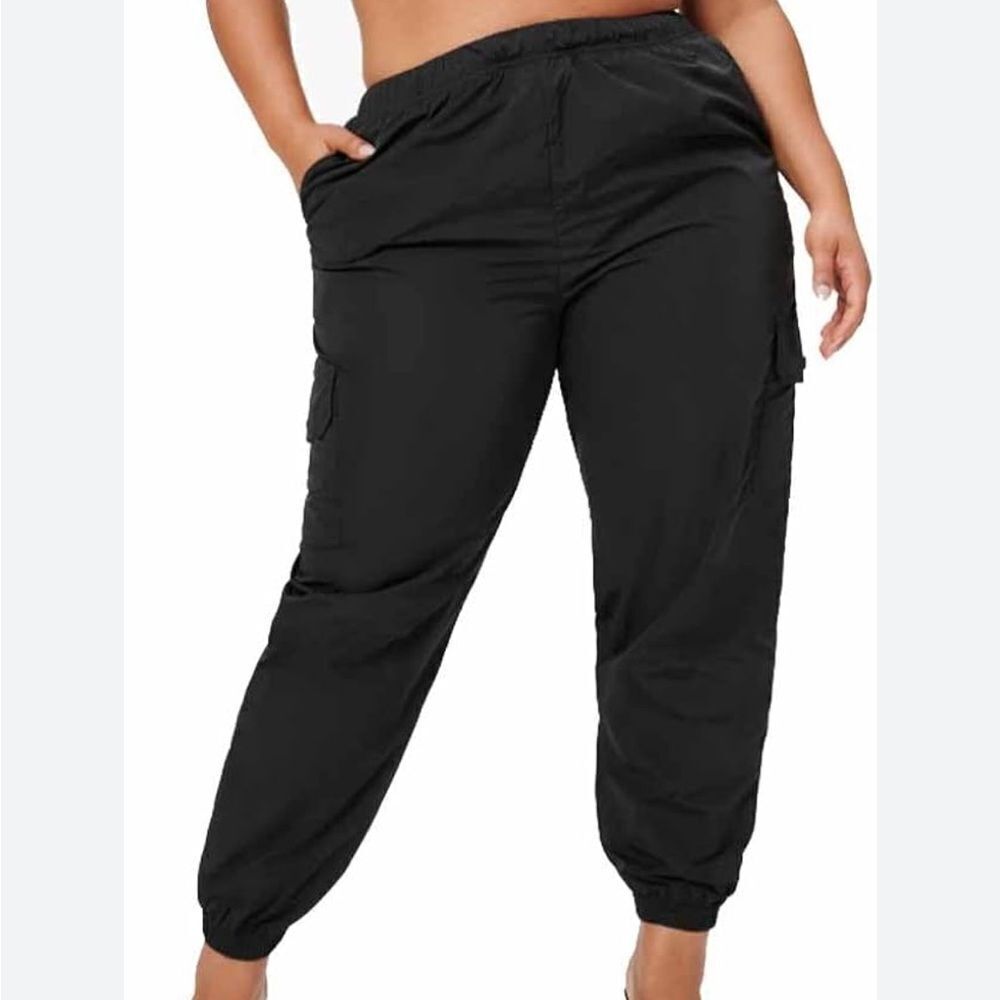 Good American ESSENTIAL NYLON CARGO PANTS Black Size 3 / Size Large